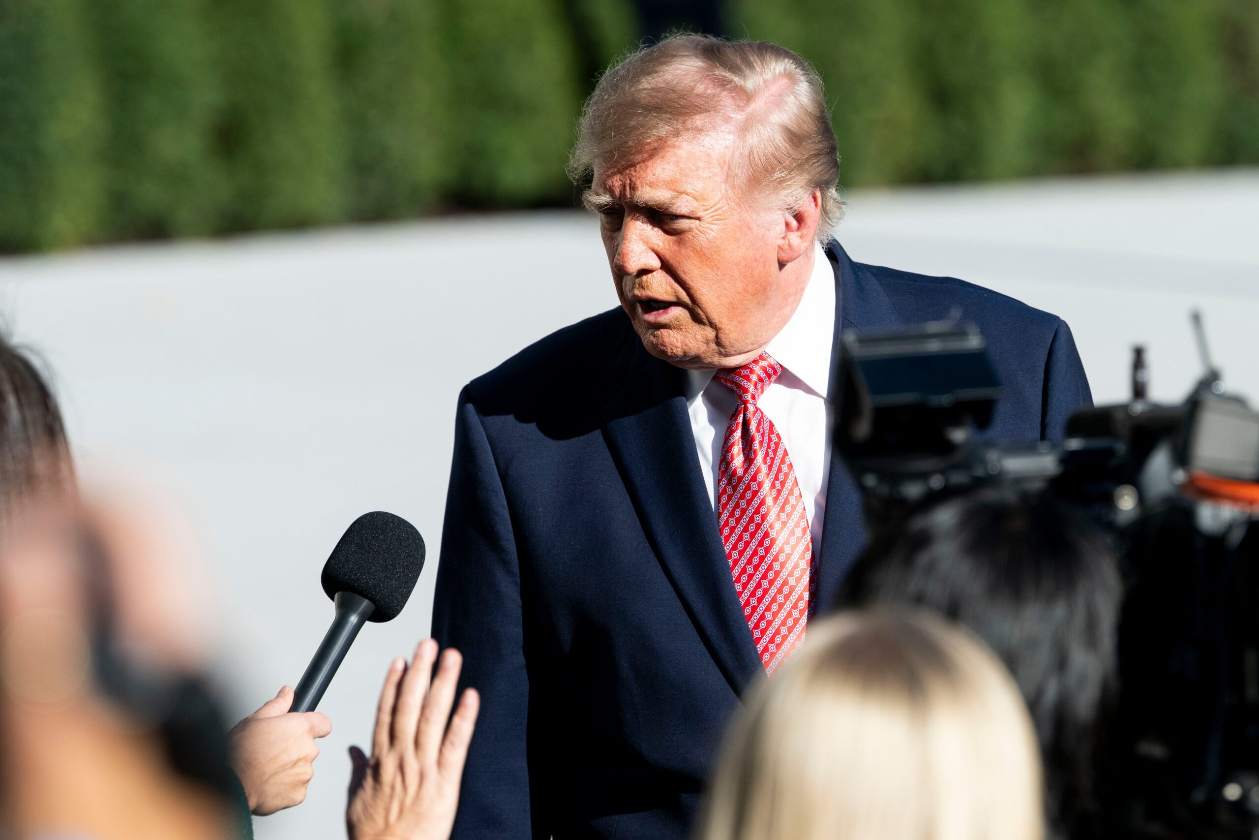 President Donald Trump Leaving The White House, Washington, District of Columbia, USA - 19 Oct 2026